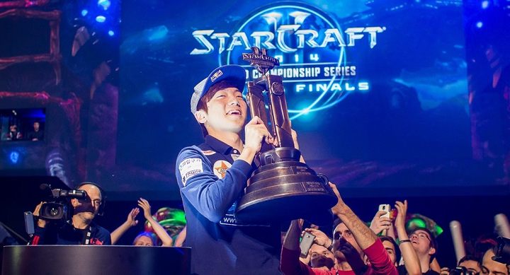 StarCraft przez długie lata był najbardziej dochodowym e-sportem. Zmieniło się to po pojawieniu się gier free-to-play. - 2017-07-29