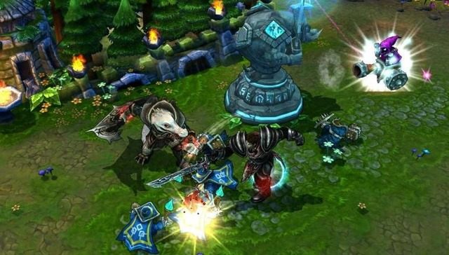 League of Legends to obecnie najpopularniejsza gra na świecie i dostępna jest wyłącznie na PC. - 2013-10-20