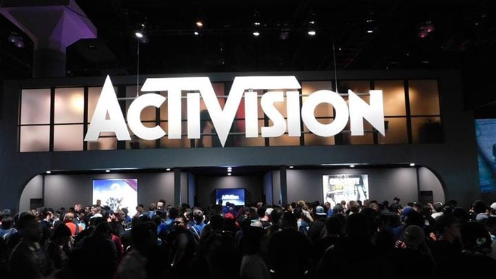 Firmy, które wciskają do gier za 60 dolarów mikropłatności i DLC radzą sobie na rynku doskonale. Activision Blizzard za ostatni rok fiskalny raportowało rekordowe 7,5 miliarda dolarów przychodu netto. - 2019-03-18