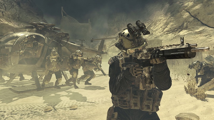 Seria Call of Duty bywa nazywana propagandą za gloryfikowanie wojny i żołnierzy, jednak trudno porównywać ją z produkcjami przedstawionymi poniżej. - Sprzed komputera do Iraku. Militarna propaganda w grach wideo - dokument - 2021-10-26