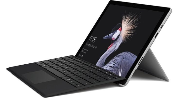 Zniżką objęty został laptop Microsoftu. - Czwarty dzień ofert wielkanocnych w Amazon.de - wiadomość - 2018-03-22