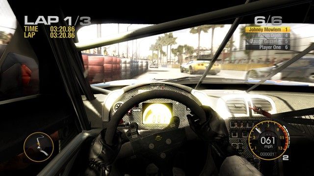 Race Driver: GRID oferowało widok zza kierownicy, podczas gdy w następnej odsłonie zabrakło tej opcji. - GRID – w kolejnej grze z serii powróci widok z kokpitu - wiadomość - 2014-04-19