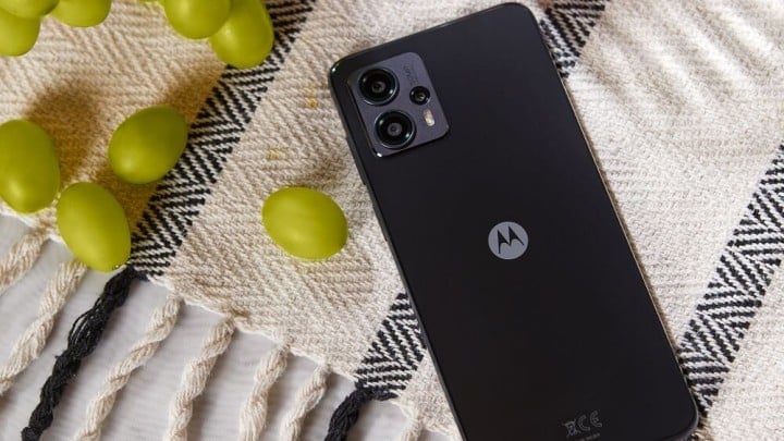 Źródło: Motorola; materiały promocyjne - Motorola udowadnia, że można stworzyć solidny i tani smartfon. Model G13 jest teraz w świetnej promocji - wiadomość - 2024-04-04