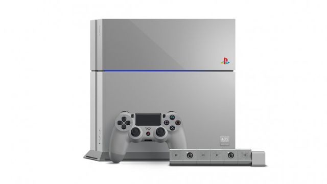 PlayStation 4 w rocznicowym wydaniu to nie lada gratka dla fanów marki. - Sony przypadkowo kasuje listę zwycięzców konkursu z okazji 20-lecia PlayStation - wiadomość - 2015-02-28