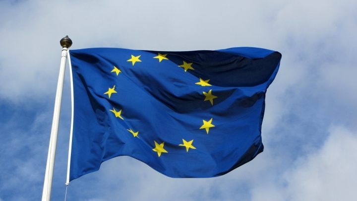 Komisja Europejska przyjrzy się umowom zawartym między Valve i pięcioma gigantami branży. - Valve naruszyło unijne prawo? Komisja Europejska wszczyna śledztwo - wiadomość - 2017-02-02