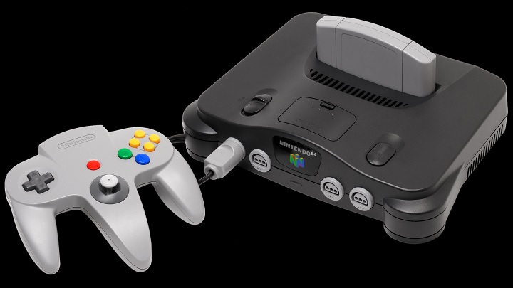Nintendo 64 toczyło krwawy bój z pierwszym PlayStation. Rezultatem tej zaciekłej rywalizacji była cała masa wysokiej jakości gier. Konsola z tak bogatą biblioteką bez wątpienia zasługuje na przypomnienie. - Nintendo 64 mini w planach giganta z Kioto? - wiadomość - 2017-07-20