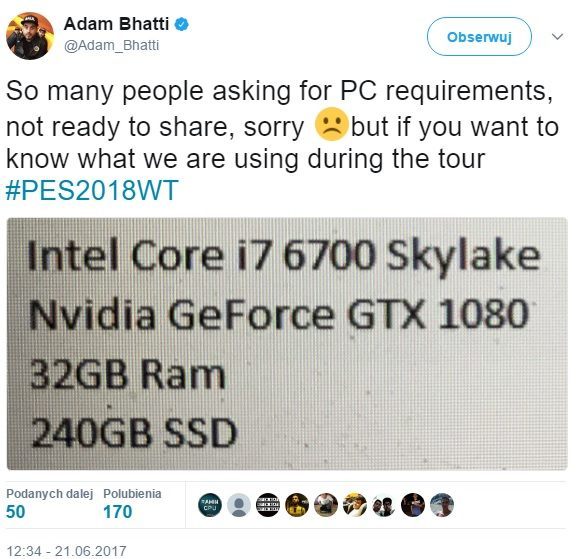Na pokazach gry Pro Evolution Soccer 2018 Konami korzysta z takich komputerów / Źródło: twitter.com/Adam_Bhatti.