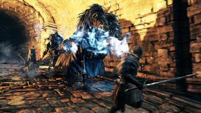 W końcu pokazano rozgrywkę z Dark Souls II – Flesz.. - Flesz (11 kwietnia 2013) – Dark Souls II, The Last of Us, Smerfy - wiadomość - 2013-04-12