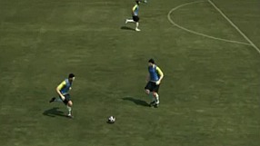 Pro Evolution Soccer 2010 Drybling cz.2 – Wypuszczenie piłki po skosie