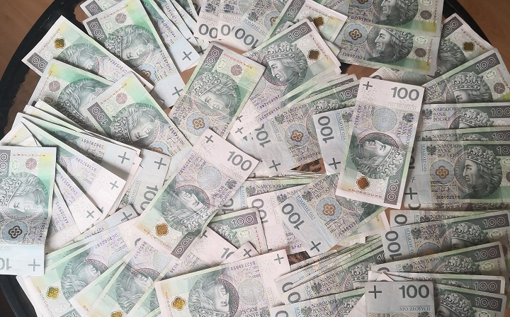 10 000 zł – za tyle można było jeszcze niedawno mieć w miarę sensowny, używany samochód. Źródło: własne - Po co komu karta graficzna za 10 tysięcy złotych? - dokument - 2022-12-30