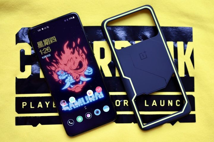 Smartfona OnePlus 8T aktualnie kupimy wyłącznie w Chinach. - Nie stać mnie na bycie fanem gry Cyberpunk 2077 - dokument - 2020-11-05