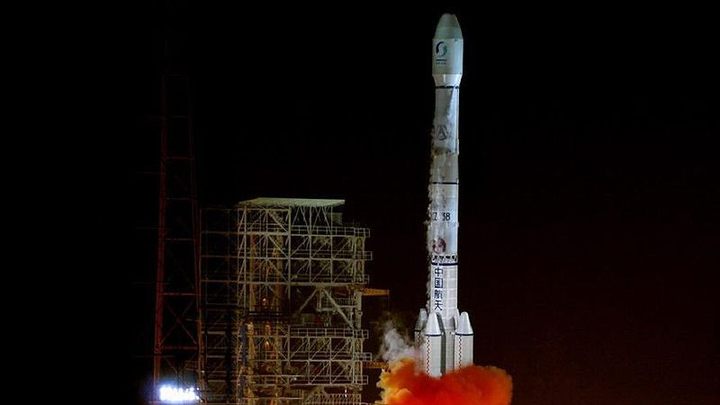 Długi Marsz 3B podczas startu. - Co Chińczycy osiągnęli w kosmosie? Lista jest imponująca - dokument - 2021-08-24