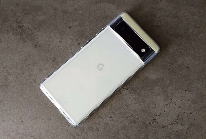 Google Pixel 6 już od jakiegoś czasu był przeze mnie brany pod uwagę jako następny telefon. Głównie za sprawą obiecujących „fotomożliwości”. - Telefon sprzedawany bez ładowarki? To większy problem niż Wam się wydaje - dokument - 2021-11-15