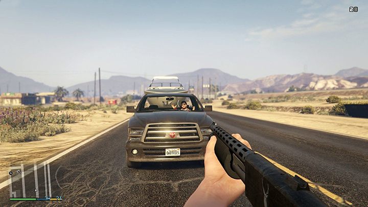 Tryb FPP w GTA był trochę jak przesunięcie obiektywu kamery. Przydałoby się więcej dopracowania, łącznie z osobnymi modelami broni. - 4 rzeczy, których GTA 6 może nauczyć się od Cyberpunka 2077 - dokument - 2021-01-20