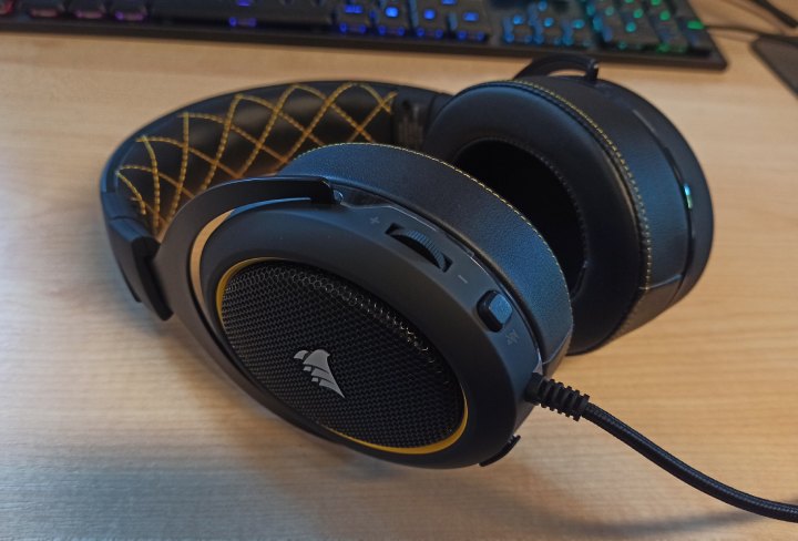 Słuchawki Corsair HS60 PRO to dobry pomysł na prezent w granicach 300 zł. - Prezent na święta 2019 - sprzęt gamingowy - dokument - 2019-12-20