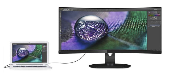 Monitor 21:9 przydaje się nie tylko w pracy, granie na nim to również czysta przyjemność. - Prezent na święta 2019 - sprzęt gamingowy - dokument - 2019-12-20