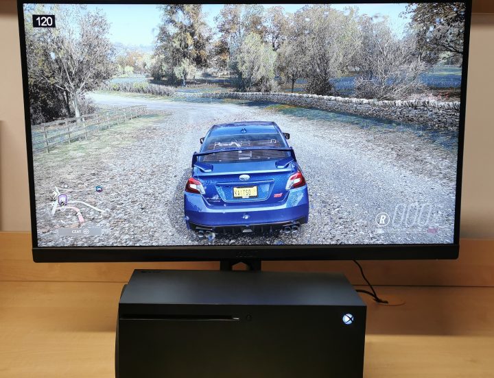 PS5 lub Xbox Series X/S możemy dosłownie „wcisnąć” zarówno pod telewizor jak i monitor. - Telewizor do konsoli to dla mnie przeszłość - dokument - 2021-01-29