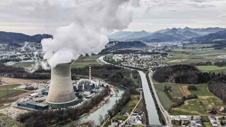 Elektrownia jądrowa umieszczona w pobliżu miasta Gosen (Niemcy). - 5 mitów o energetyce jądrowej - dokument - 2021-09-20