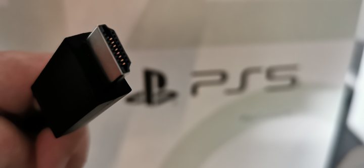 Kabelek HDMI nie pozłacany? To tak można? :) - Recenzja PS5 - obietnica lepszego jutra - dokument - 2022-03-28
