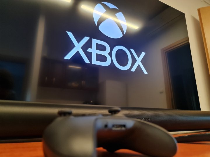 Pierwsze co widzimy po odpaleniu konsoli to oczywiście logo Xbox. - Recenzja Xbox Series X - Microsoft odrobił lekcje - dokument - 2022-03-28