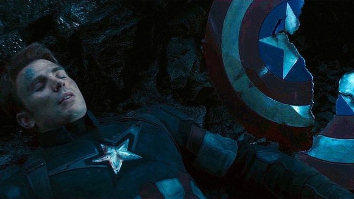Bohaterska śmierć Kapitana Ameryki zapewniłaby finałowi filmu odpowiedni ładunek emocjonalny. - 2018-12-17