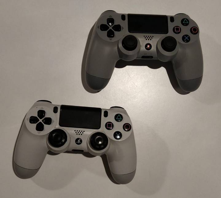 Drugiego pada do PS4 zwykle kupuje się z konieczności, a nie dlatego, że „w kupie weselej”. - Czy pady dla „pro” graczy mają sens? - dokument - 2019-10-28