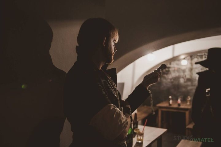 Fot. Studio Świateł – Karolina Toczydłowska. - Julia zbiera śmieci, a Marcin uczył się bić ludzi - hobby pracowników GRYOnline.pl - dokument - 2020-11-23