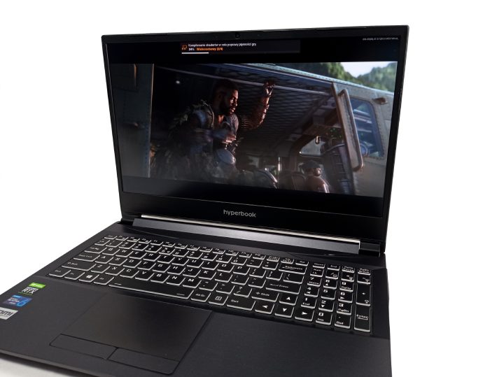 Matryce w nowoczesnych laptopach nieźle nadają się do grania i oglądania filmów. - Złóż własnego laptopa - konfiguracja i personalizacja notebooka - dokument - 2021-04-19