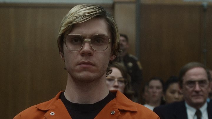 Dahmer – Monster: The Jeffrey Dahmer Story, showrunner: Ryan Murphy i Ian Brenna, Netflix 2022 - Najlepsze nowe seriale 2022 - dokument - 2022-12-20