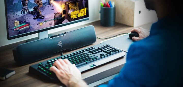 Soundbar można podłączyć także do komputera. Źródło: Razer - Soundbar – dobry głośnik do telewizora i komputera - dokument - 2020-06-17