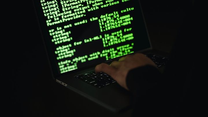 Nie, pisanie wirusów tak nie wygląda - Co psuje się w laptopach? 10 najczęstszych usterek okiem serwisanta - dokument - 2021-08-18