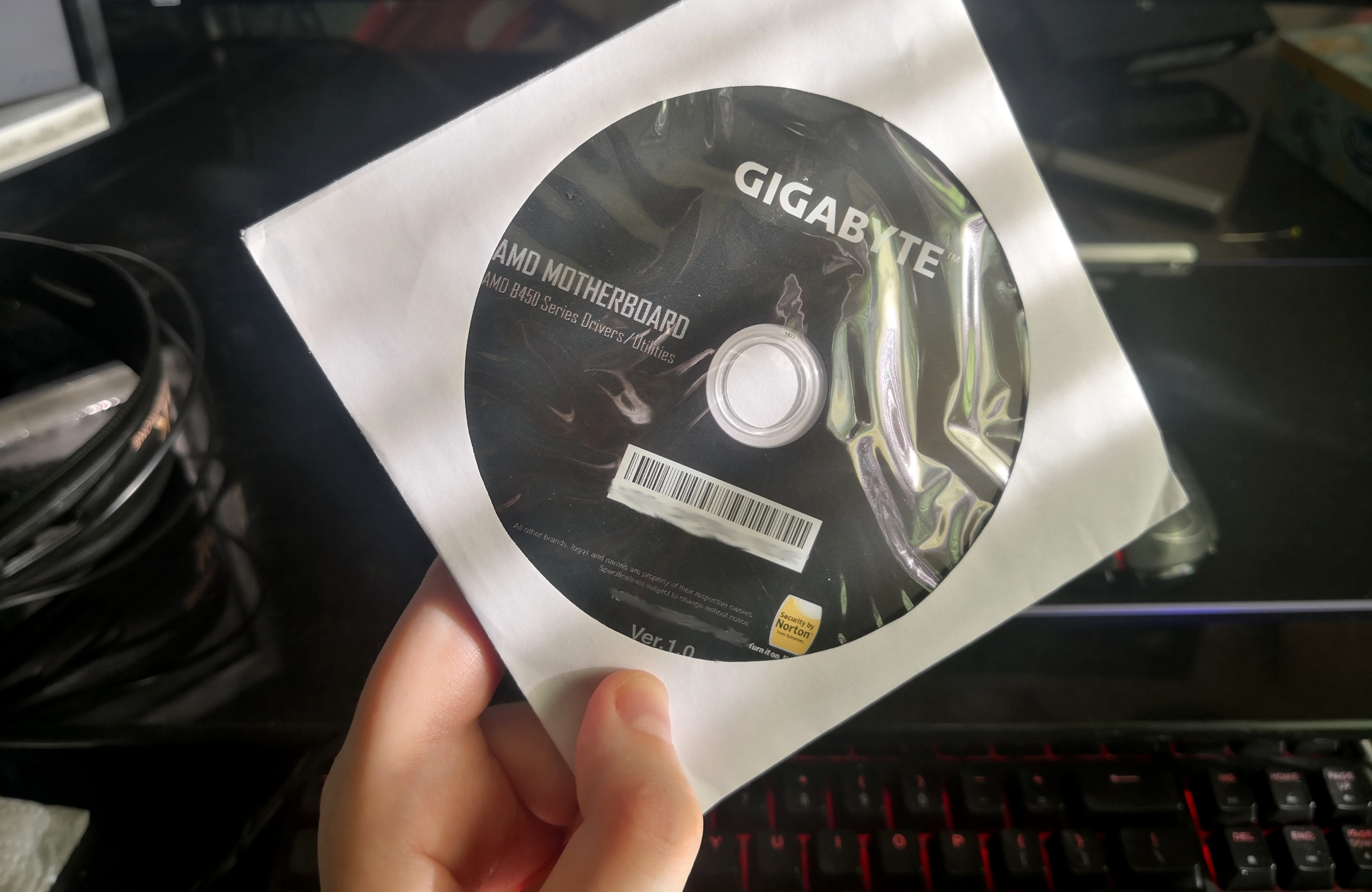 Relikt z przeszłości, kiedy nie było jeszcze Internetu, a Windows instalował się bez podstawowego pakietu sterowników. - Brak dźwięku w Windows 10 - diagnostyka i rozwiązanie problemów - dokument - 2021-04-13