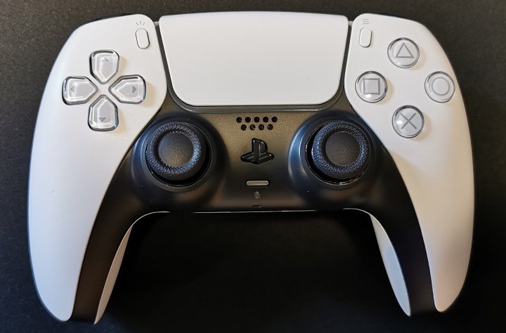 Następca DualShocka w całej okazałości. - Sprawdzamy pad do PS5 - DualSense to mała rewolucja - dokument - 2020-11-03