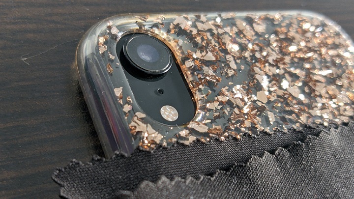 Czyste szkło gwarancją dobrego humoru (podczas robienia zdjęć). - Jak robić ładne zdjęcia telefonem - dokument - 2020-11-03