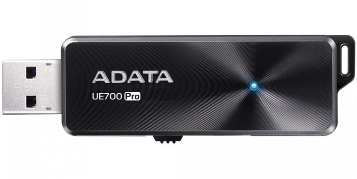 Pod oznaczeniem Elite UE700 Pro można znaleźć peny o różnej pojemności. Każdy z nich oferuje topowe prędkości. Źródło: Adata