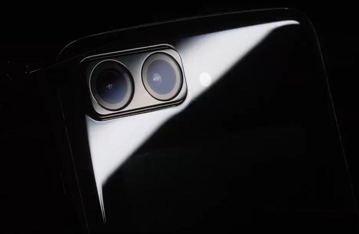 Nowy smartfon ma być tańszy niż RAZR 5G w dniu premiery. Źródło: Motorola / Weibo - Najlepsze składane telefony na rok 2022 - dokument - 2022-08-03