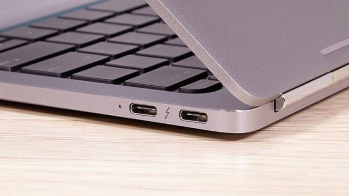 Port Thunderbolt 3 pozwala na podpięcie zewnętrznej karty. - 2018-03-14