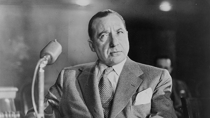 Frank Costello jako jeden z nielicznych bossów włoskiej mafii posiadał cechy Vita Corleone czy Dona Salieriego. Dzięki temu mogliśmy ich polubić. - Ile prawdy o mafii jest w grach i filmach? - dokument - 2020-09-22