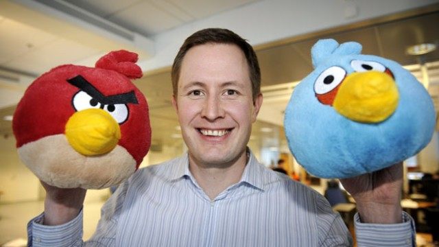 Mikael Hed – prezes Rovio od 2009 roku. Z firmą związany niemal od początku jej istnienia, ale długo nie mógł zagrzać w niej miejsca z powodu konfliktów ze swoim ojcem, Kajem Hedem. - 2014-10-30