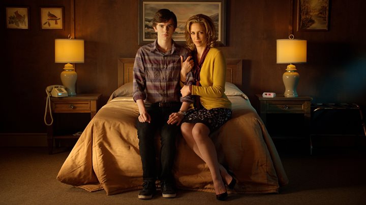 Bates Motel, showrunner: Carlton Curse, Kerru Ehrin, Anthonu Cipriano, Universal Telewision, A&E Networks 2013–2017 - Najlepsze seriale o najgorszych ludziach - dokument - 2023-03-16