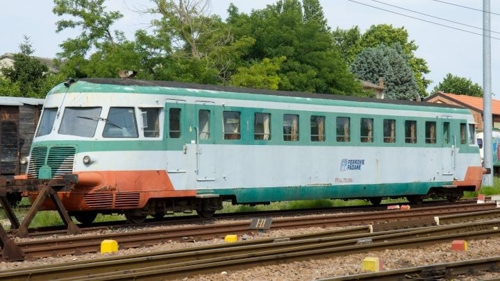 Włoski wagon motorowy ALn 772. Źródło: David Gubler / CC 3.0 - Luxtorpeda - czy polski superpociąg był super i czy był polski? - dokument - 2022-03-18