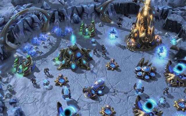 Opanowanie Kal’diru jest celem testowanego fragmentu kampanii. Na drodze Zergów stoją Protossi. - 2013-01-22