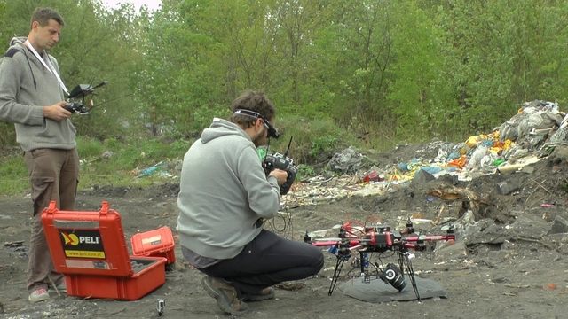 Dron nad Gliwicami? To tylko pracownicy „farmy” skanują okolicę. - 2014-05-07