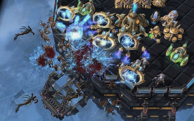 Recenzja gry StarCraft II: Heart of the Swarm - dodatek godny Królowej Ostrzy - ilustracja #3