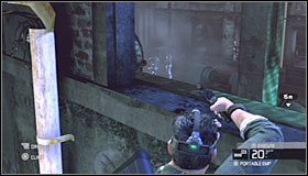 Wariant A: W tym przypadku musisz skierować się w lewo - Zbiornik przy Michigan Ave. (1) | Opis przejścia - Tom Clancys Splinter Cell: Conviction - poradnik do gry