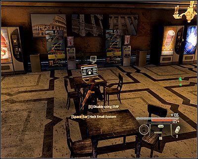 Po zakończonych walkach wejdź do kawiarni (M14A, 15) i rozejrzyj się za laptopem (M14A, 17) - Museum of Art - Opis przejścia (2) | Rzym | Alpha Protocol - Alpha Protocol - poradnik do gry