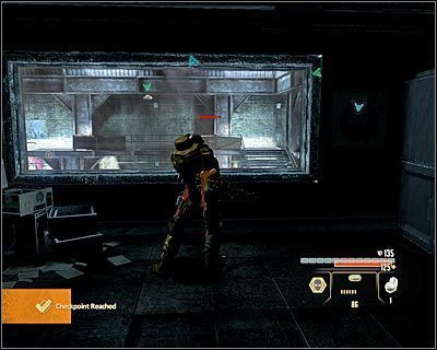 Po dotarciu na miejsce zacznij od wyeliminowania pojedynczego wartownika patrolującego okoliczny korytarz - Warehouse District Data - Opis przejścia (1) | Tajpej | Alpha Protocol - Alpha Protocol - poradnik do gry