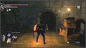 Po drugiej stronie skręcamy w prawo - możemy wyłączyć machinę-pułapkę - Demons Souls: Tower of Latria (3) - solucja, opis przejścia - Demons Souls - poradnik do gry