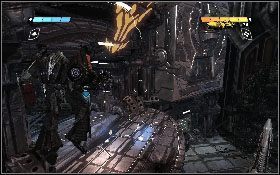 Kiedy znajdziesz się na górze zachowaj ostrożność, ponieważ zaatakuje cię kilka Autobotów zaopatrzonych w wyrzutnie rakiet [1] - - Część 1 - Ciemny Energon (2) - Opis przejścia - Transformers: Wojna o Cybertron - poradnik do gry