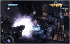 Po dojechaniu do końcu zacznij kierować się schodami na górę [1] - - Część 4 - Śmierć nadziei (2) - Opis przejścia - Transformers: Wojna o Cybertron - poradnik do gry